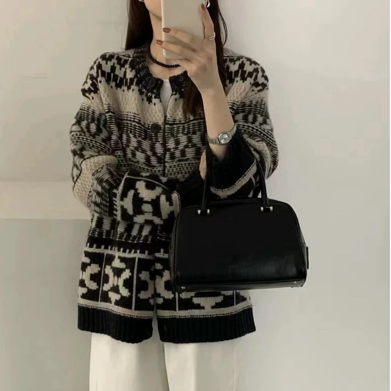 韩版欧货大牌风复古针织提花重工订单款加厚圆领费尔岛开衫外套