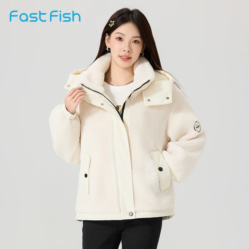 快鱼2024冬季新款女流行时尚保暖带帽简约百搭外套拼接摇粒绒茄克