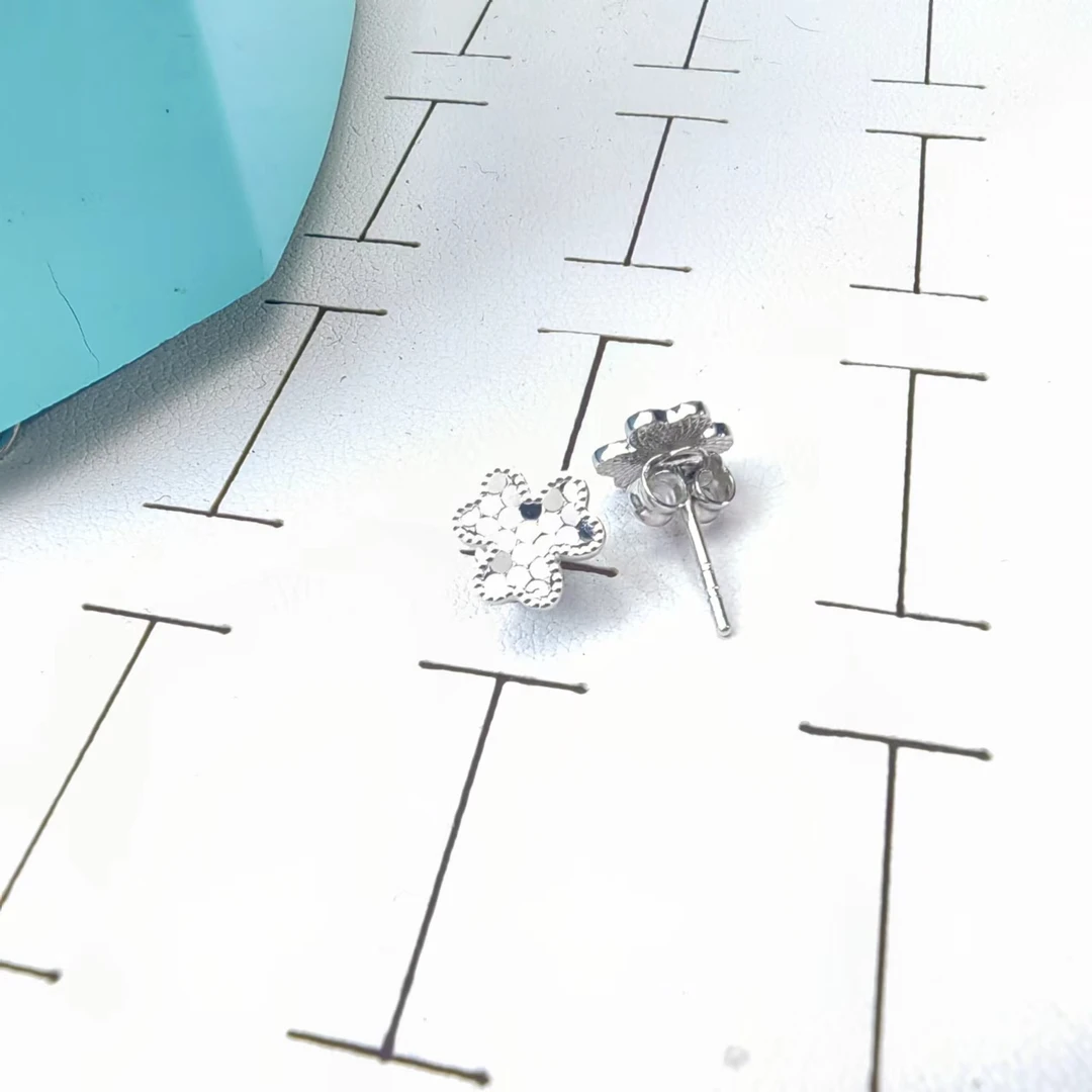 PT950铂金耳饰 鱼鳞爱心三叶草铂金耳钉  时尚百搭