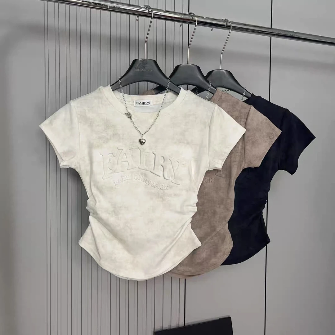 高品质压印字母短袖T恤女2024新款爆款夏季扎染褶皱修身短款上衣