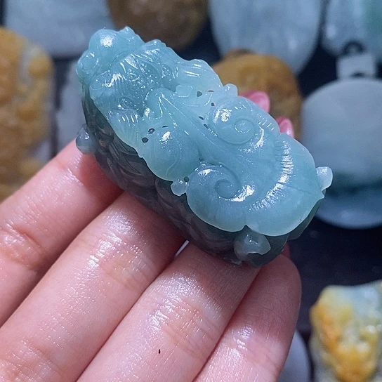 定制翡翠未镶嵌向****）翡翠
