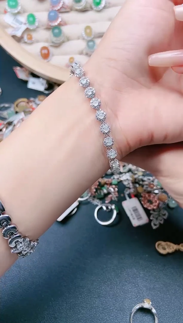 【闪购商品】翡翠吊坠(不含链)银S925镶嵌.