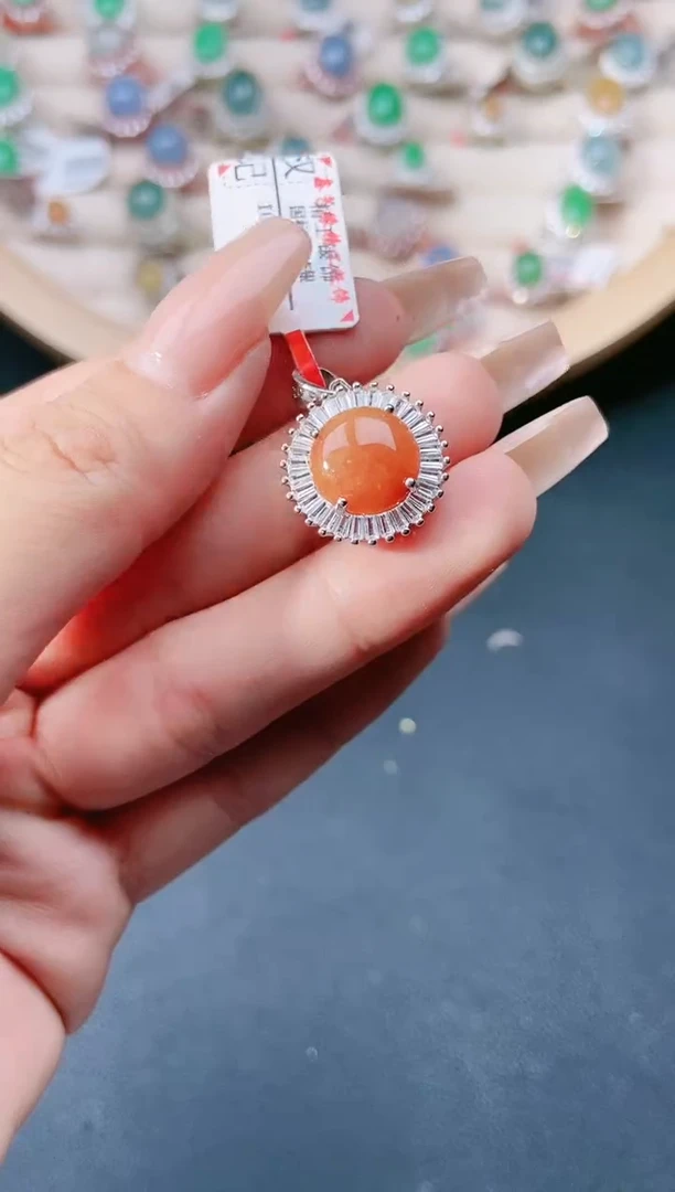 【闪购商品】翡翠吊坠(不含链)银S925镶嵌.