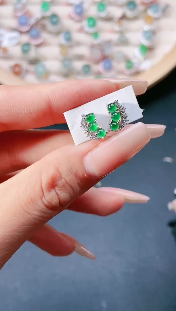 【闪购商品】翡翠吊坠(不含链)银S925镶嵌.
