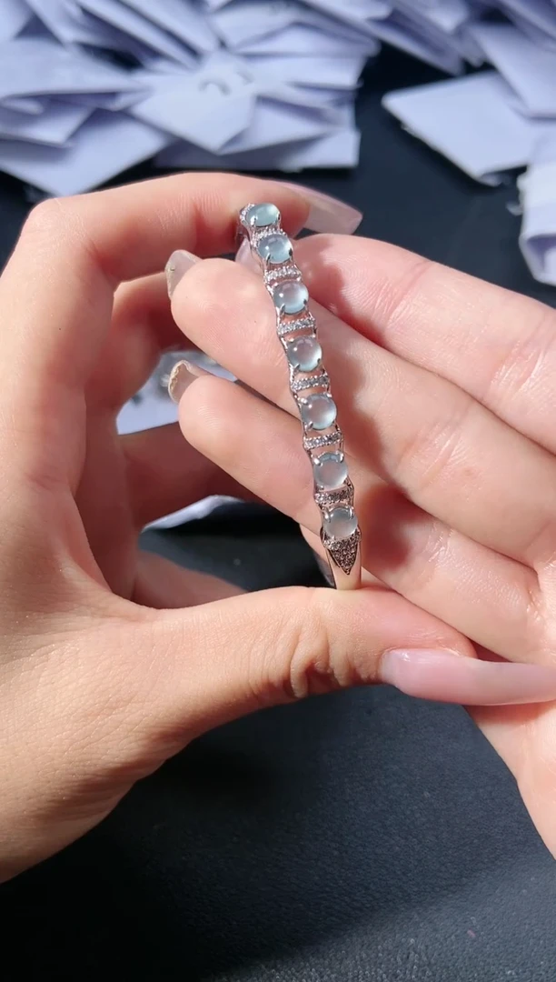 【闪购商品】翡翠吊坠(不含链)银S925镶嵌.