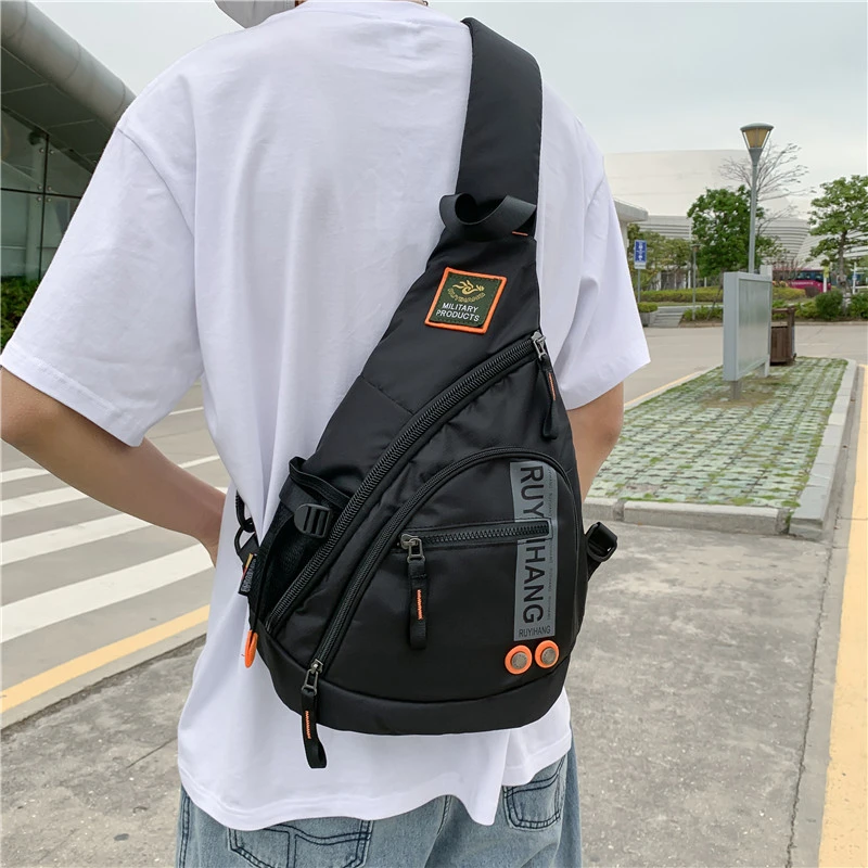大容量胸包男女士大号斜挎包韩版时尚个性户外旅行轻便2025新款潮