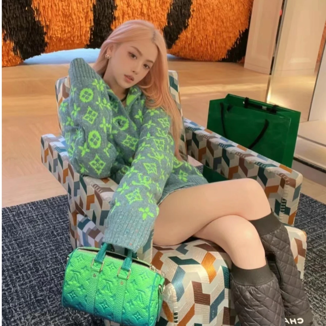 未使用 LouisVuitton/路易威登 满Logo单排扣针织开衫/4L码