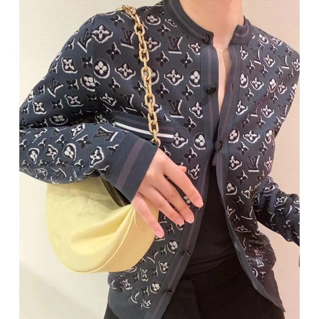 全新未使用  Louis Vuitton 满印logo针织衫 深蓝色/S/公价17000