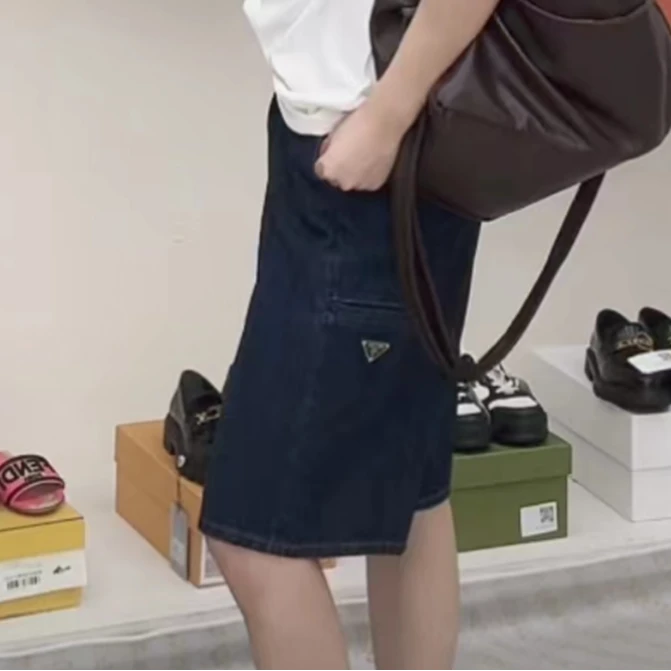 全新未使用 Prada/普拉达  牛仔短裤 蓝色/40码