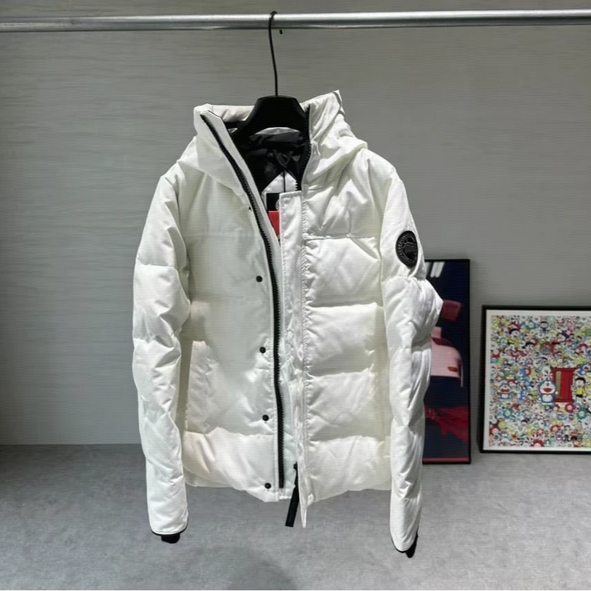 全新未使用 加拿大鹅 徽标长袖鸭绒服 白色/XS