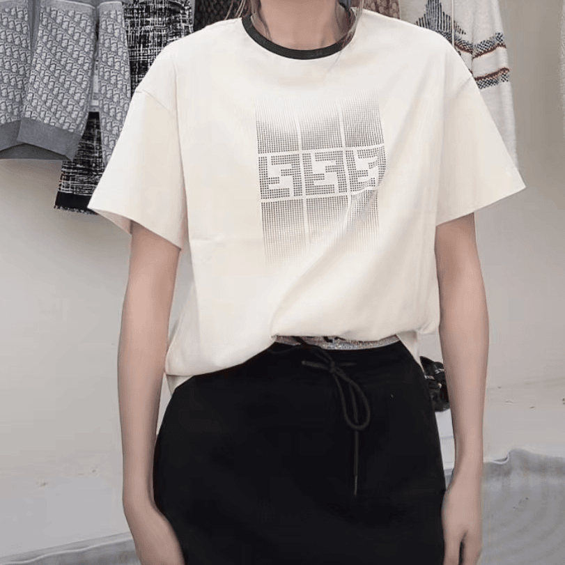 全新未使用 FENDI/芬迪 圆领短袖T恤/12A