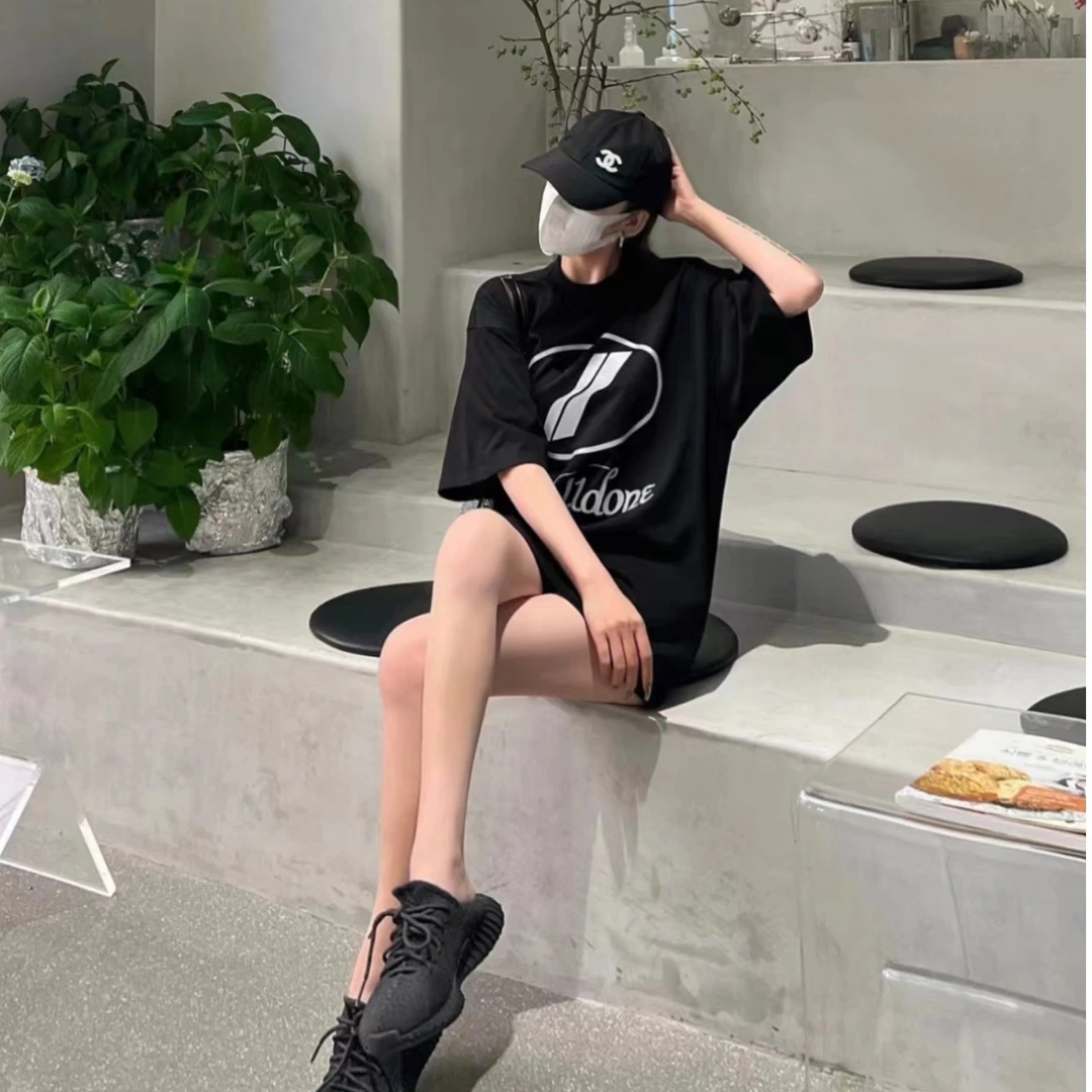 全新未使用  We11done /logo印花T恤/公价3100/XS-L