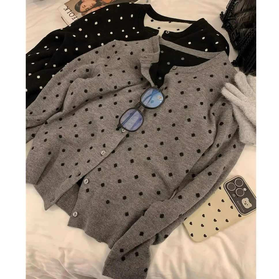 黑白波点圆领软糯针织开衫女秋冬季韩系减龄百搭显瘦内搭毛衣外套