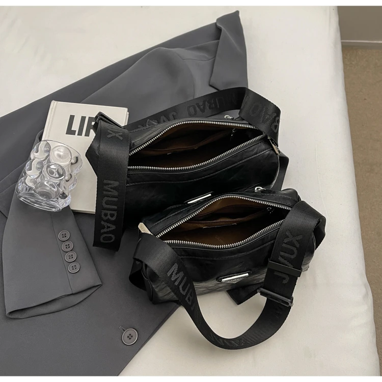 捌壹D早春新款女包小众简约斜挎包