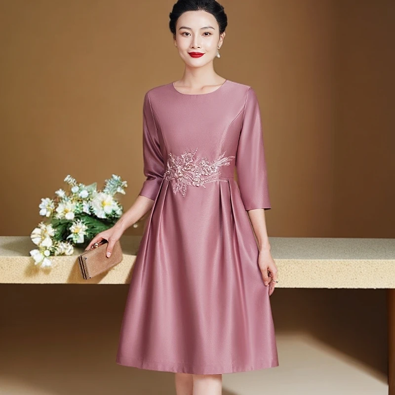 春装年轻高贵时尚结婚礼服妈妈装遮肚子连衣裙夏季喜婆婆粉色礼服