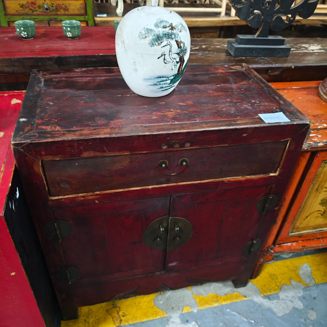 老式土漆单抽双门素色柜