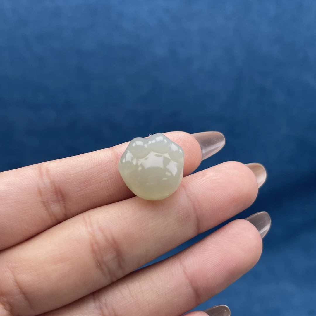 HY022和田玉晴水吊坠O  17.2*17.4*10.9