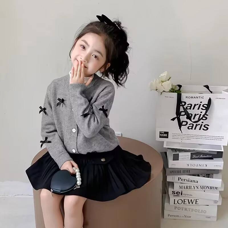 萌一家（大人拖鞋）春秋款小女孩秋季毛衣开衫