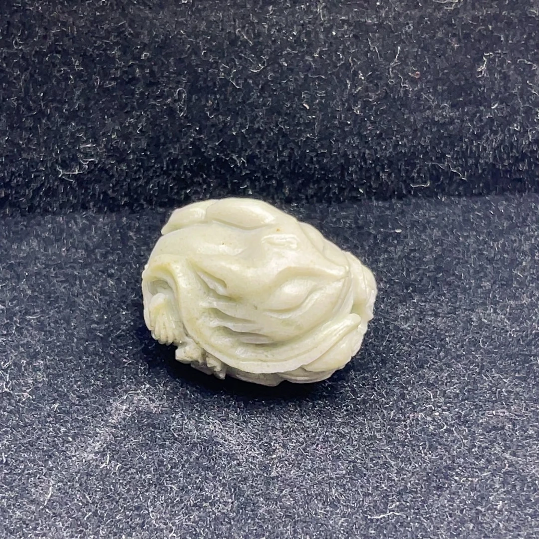 阿拉善彩玉