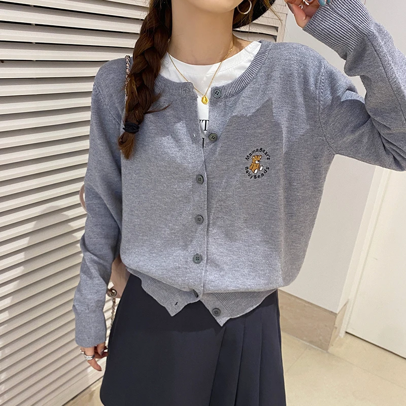 毛衣开衫外套女装春装洋气针织衫外搭设计高级感新款休闲女装