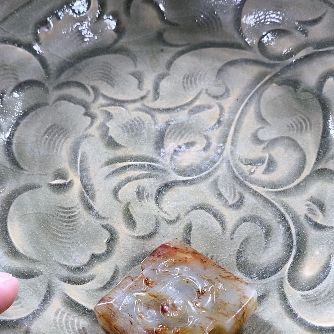 摆件无**生汉庭酒店的房间里