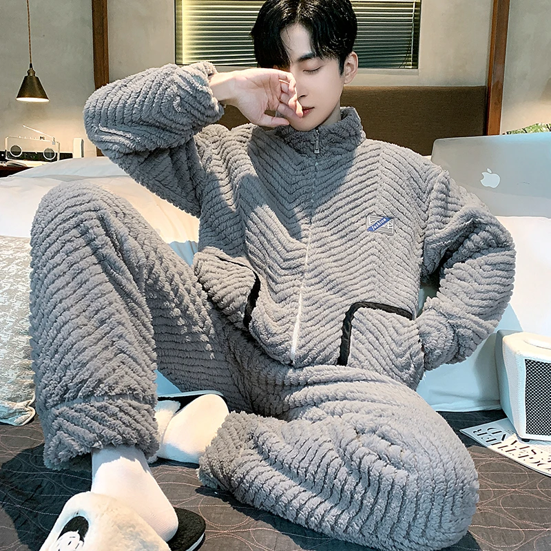 秋冬季加厚加绒法兰绒睡衣可外穿男珊瑚绒暖绒家居服宽松大码男士