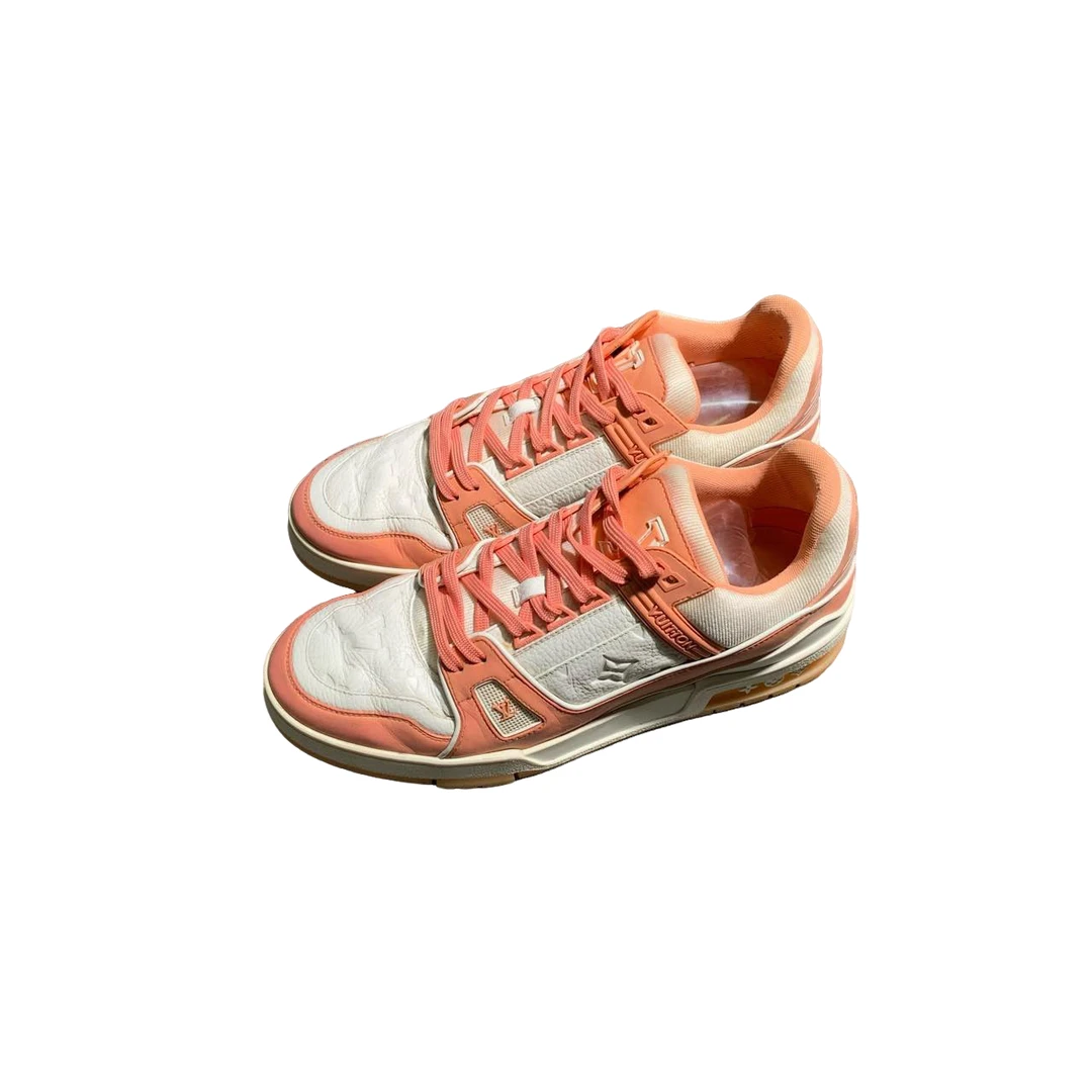 奢侈品鞋子/lv trainer 水蜜桃，8码，原盒配件，成色很新