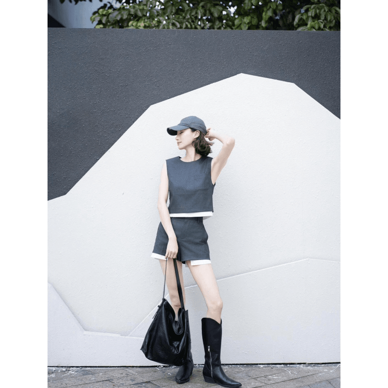 2024夏装新品复古简约撞色拼接假两件截短上衣背心直筒短裤女-志