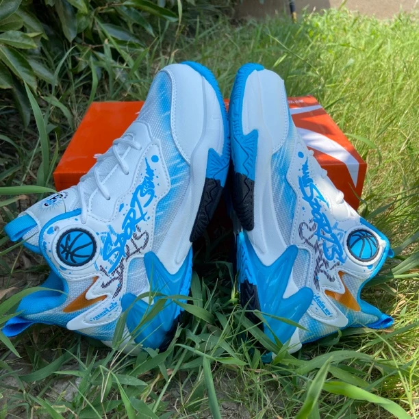 四季款青少年舒适篮球鞋夏季透气防滑