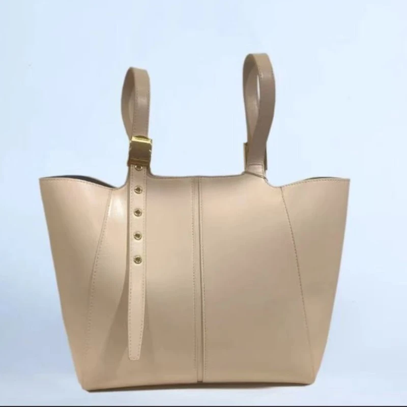 全新未使用 CHARLES & KEITH 米色单肩包/30171/姐妹花