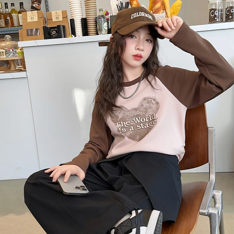 女童春秋套装2024新款中大童时尚洋气卡通卫衣工装裤百搭两件套潮