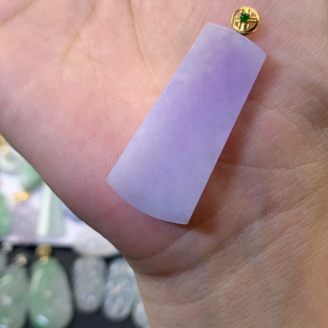 【闪购商品】翡翠吊坠(不含链)18K金镶嵌