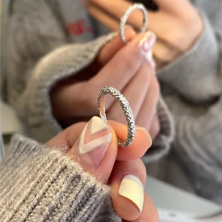 戒指女新款熔岩肌理开口高级感ins冷淡风小众轻奢设计简约手饰