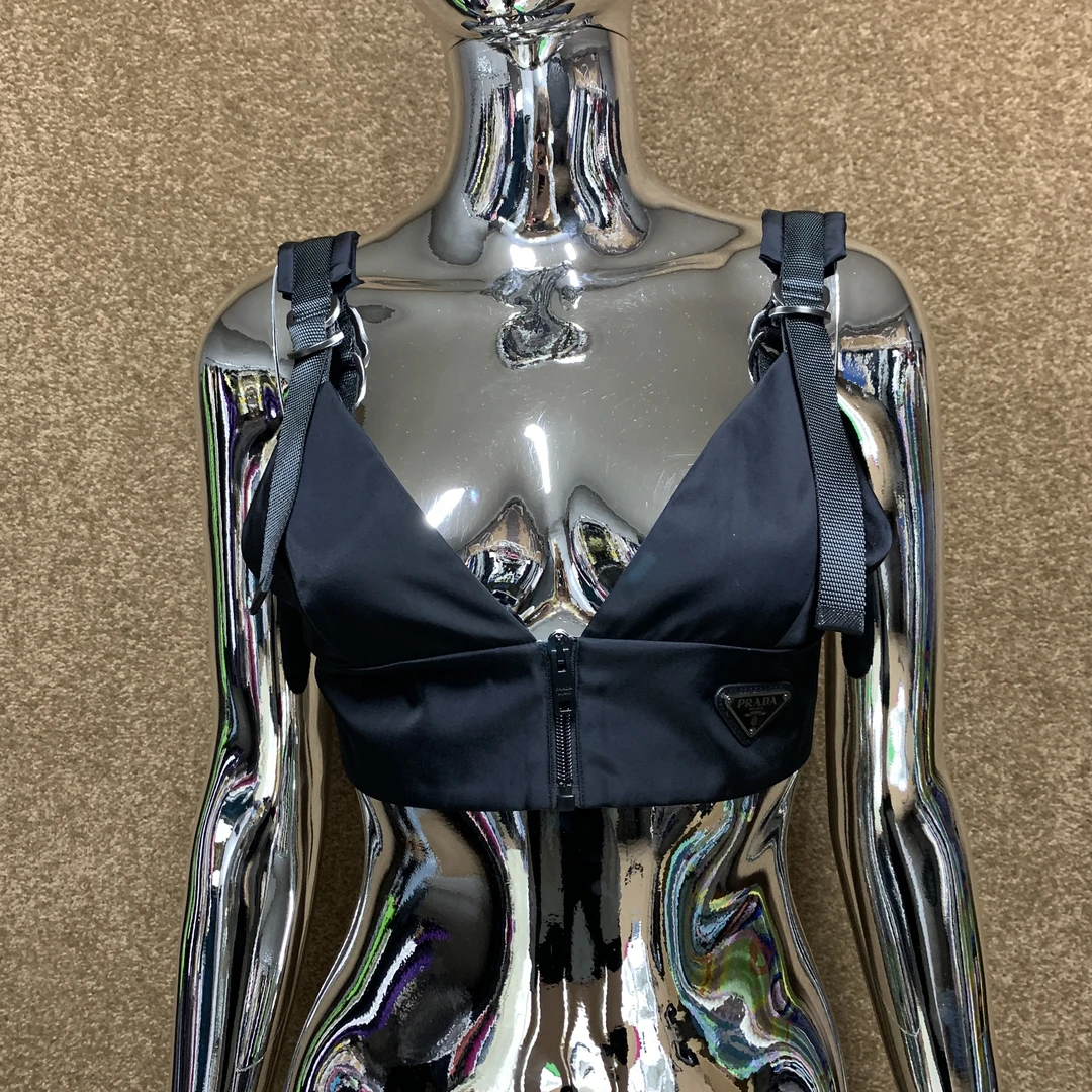 Prada/普拉达 拉链背心 42码 全新未使用/非专柜原吊牌