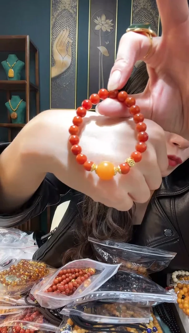 【闪购商品】琥珀裸石未镶嵌p19