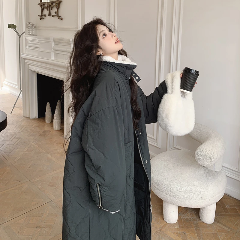 深灰色毛绒拼接翻领羽绒服女2024冬季新款长款大被子宽松保暖外套