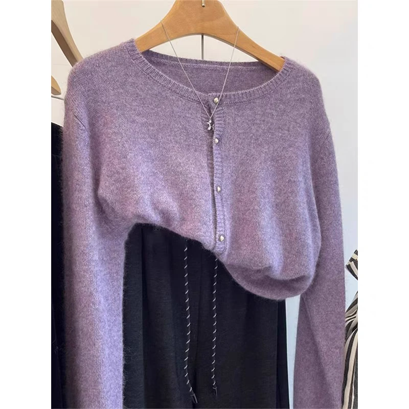 2025秋季新款纯色圆领软糯小金豆扣针织开衫长袖毛衣女外套显瘦