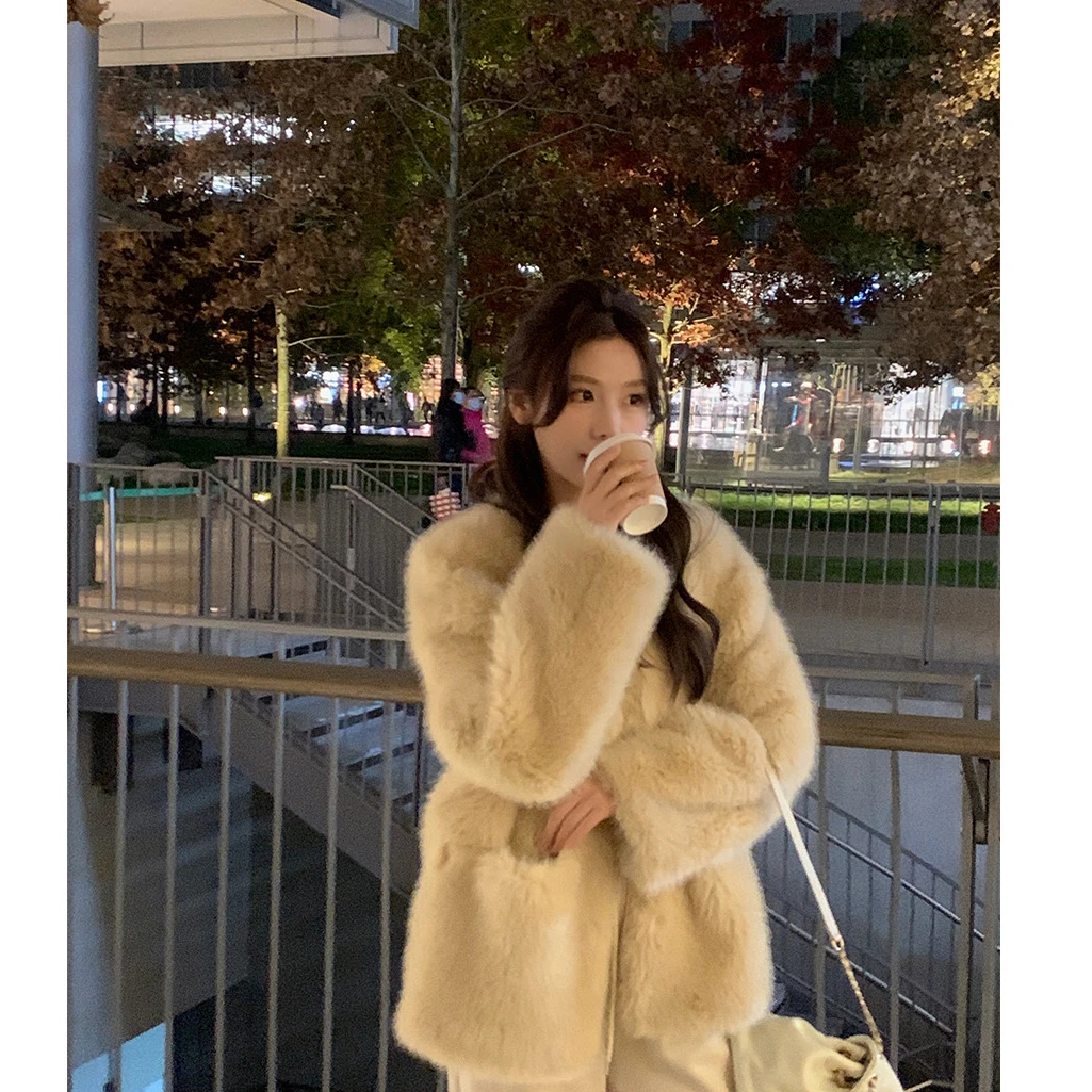 23111102L气质环保毛毛外套女冬季慵懒宽松显瘦加厚毛毛上衣