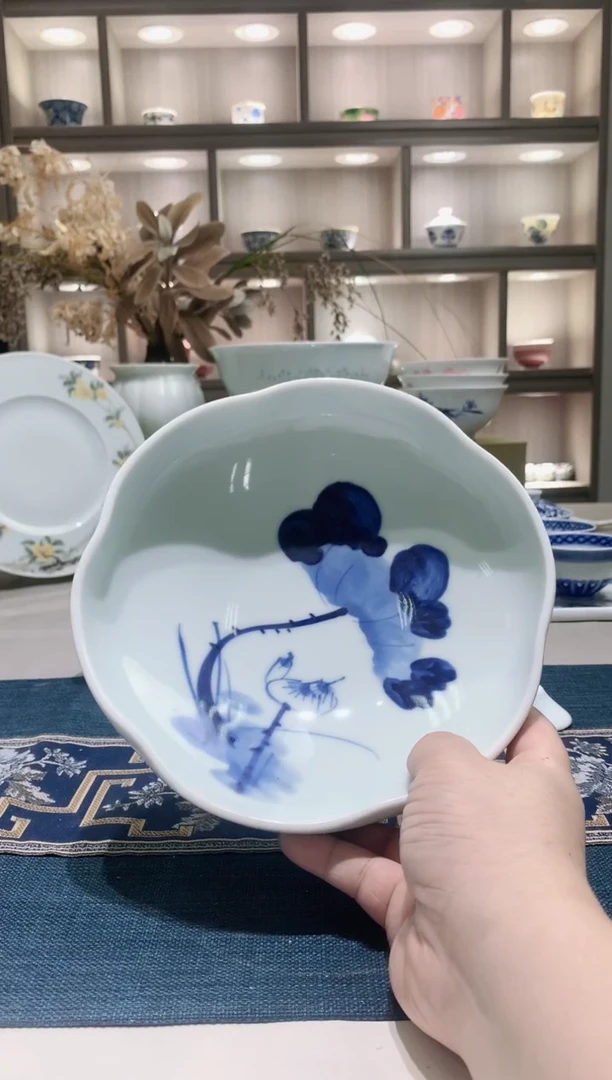 【闪购商品】其他手绘高温白瓷花瓣8英寸荷花盘