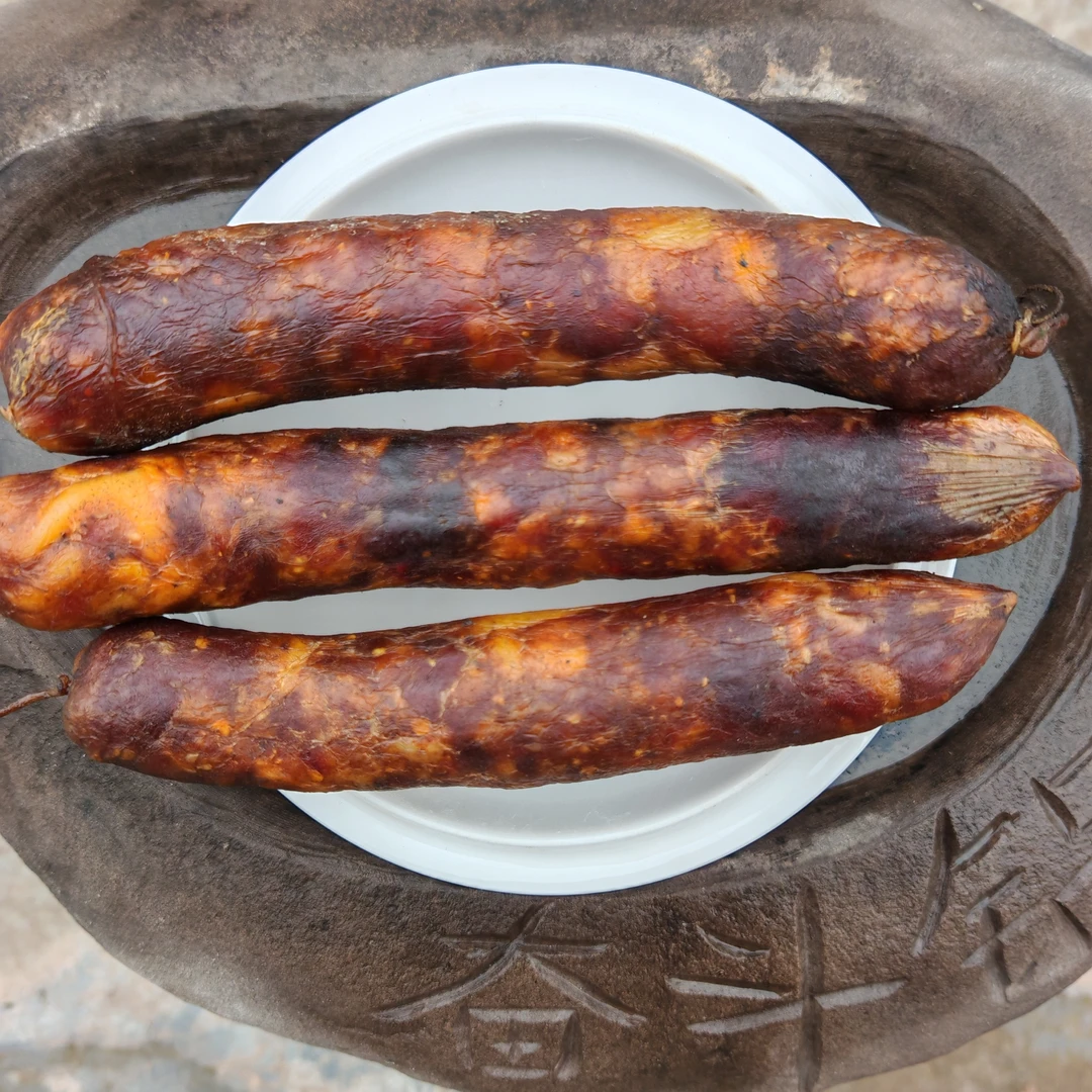 农家土猪肉腊肠，熟食投喂一年以上土猪
