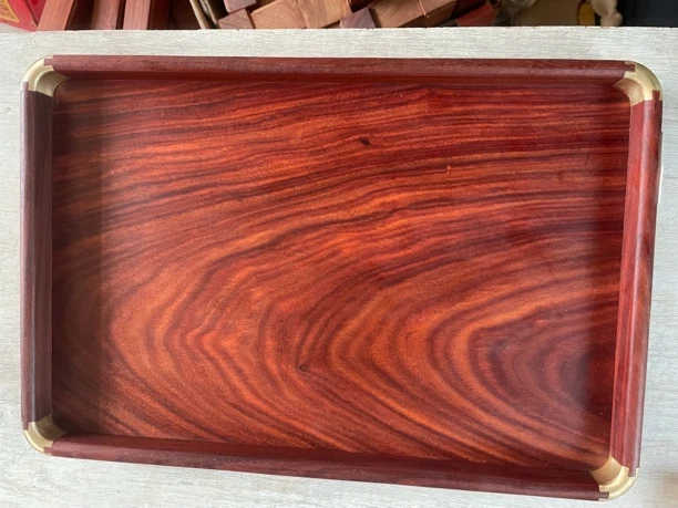 非洲小叶紫檀大茶盘36cm*24cm高3cm四角包铜