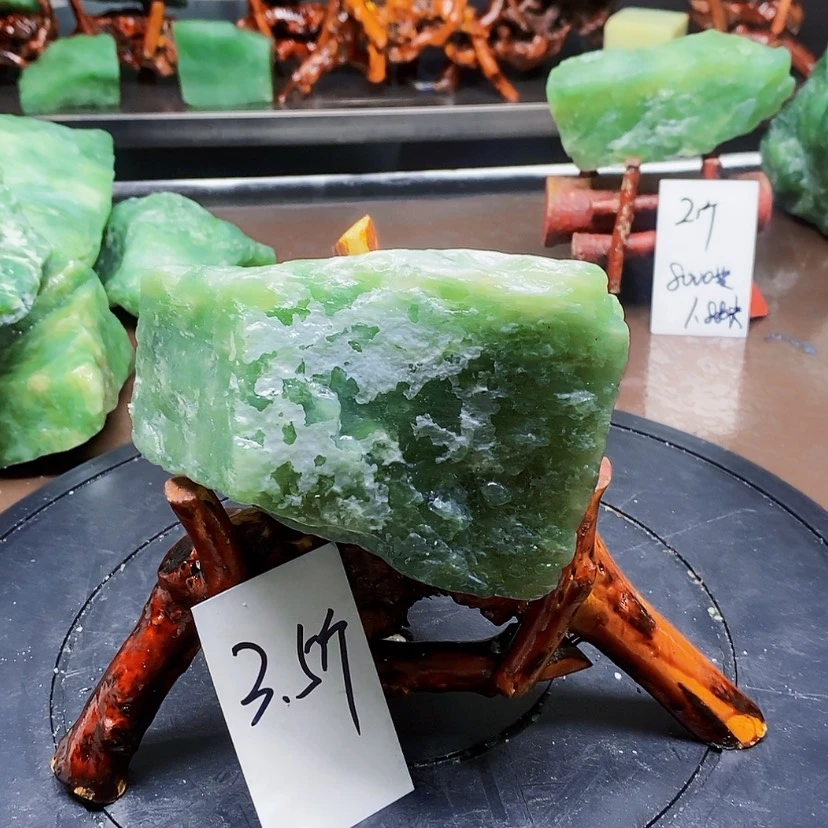 【闪购商品】岫玉原石未镶嵌用****6