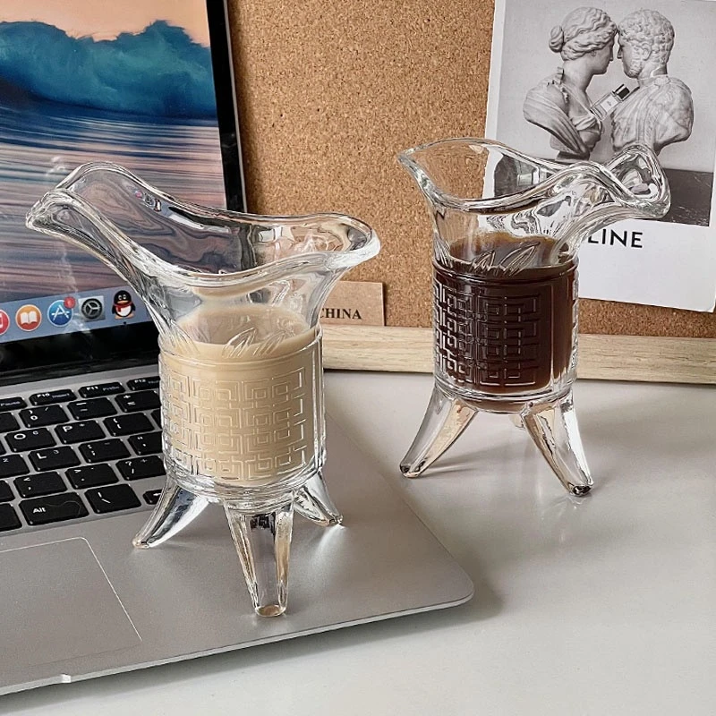 仿古帝王杯创意搞怪古代秦始皇奶咖啡玻璃杯三足杯爵杯白酒杯礼品