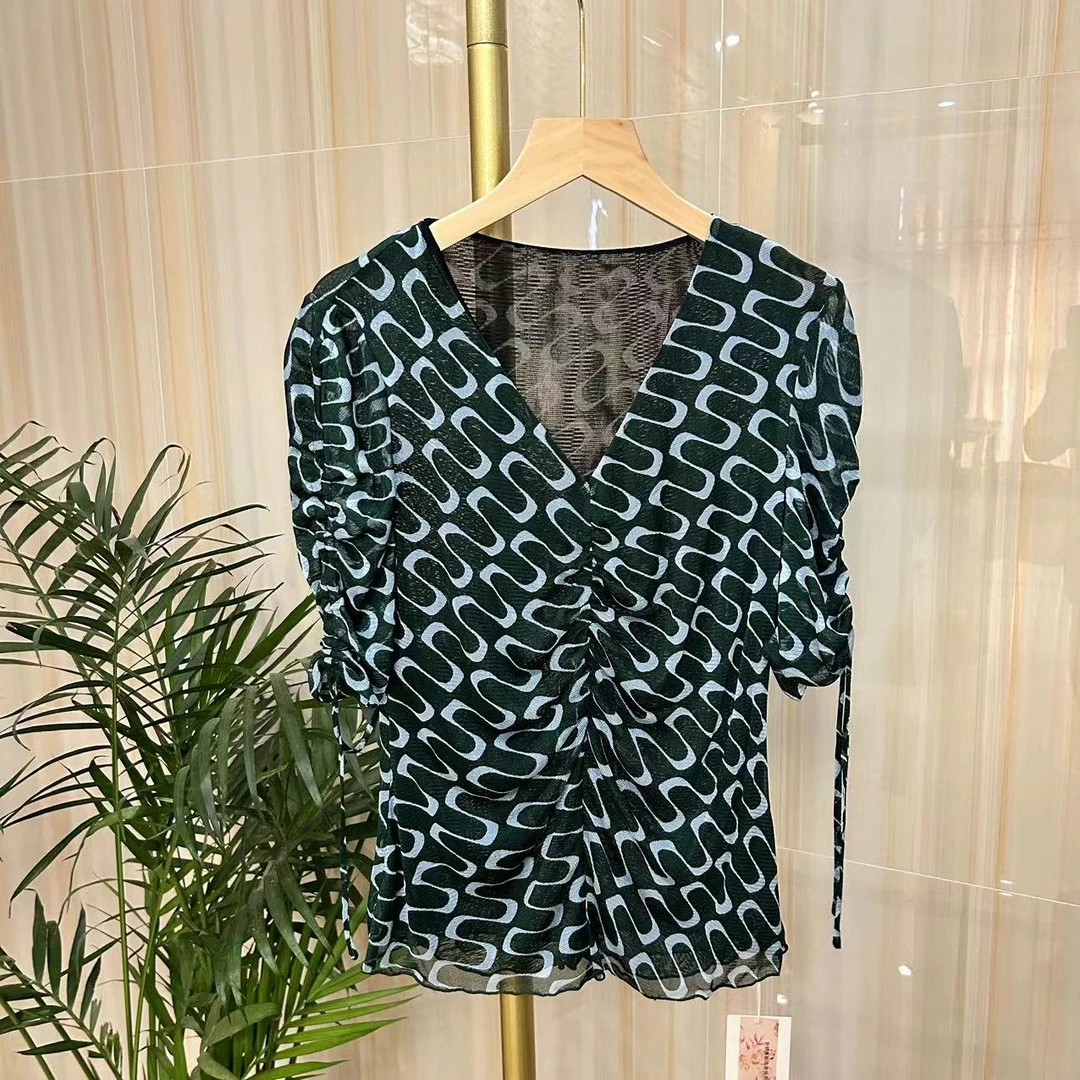 高级网纱桑蚕丝2024年夏季新款舒适显瘦高弹力女士上衣213201