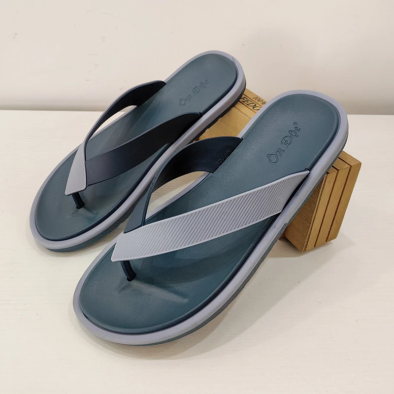 越南进口拖鞋男士夹趾人字拖时尚个性沙滩鞋防滑外穿橡胶耐磨凉拖