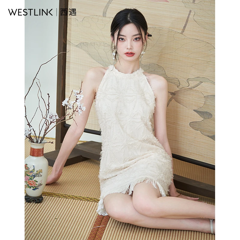 西遇设计感无袖后拉链连衣裙2025年夏季新款挂脖名媛流苏收腰短裙