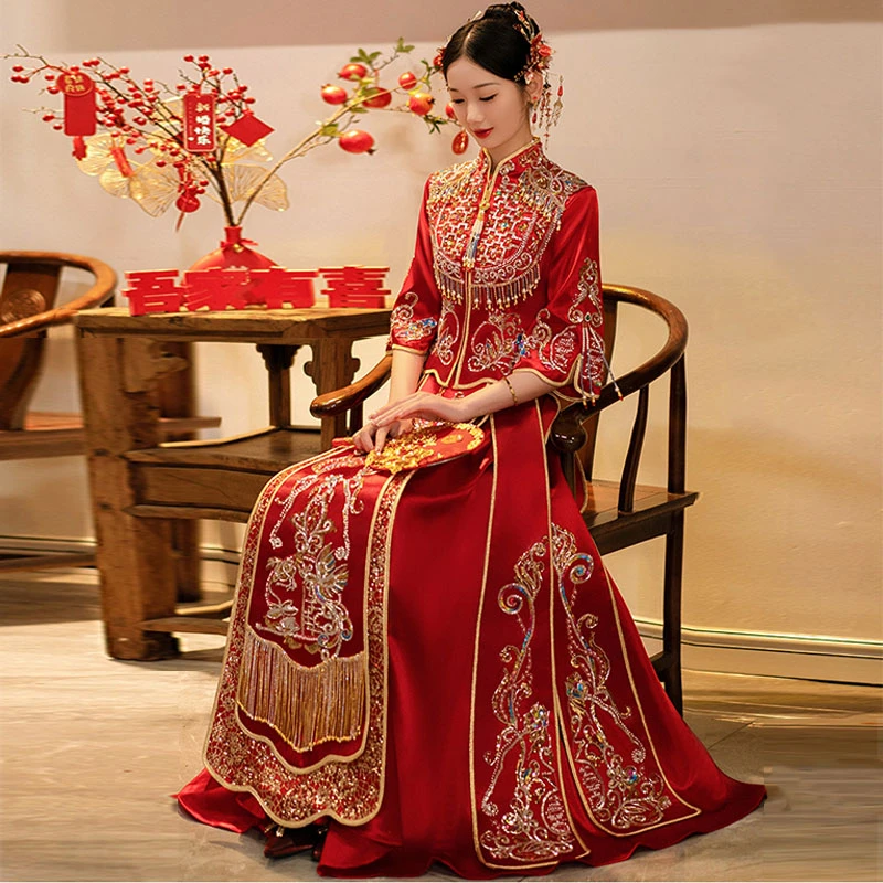 秀禾服新娘2024年新款中式婚纱礼服高级重工敬酒服奢华龙凤褂嫁衣