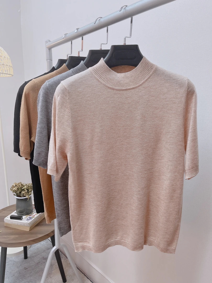 随机衣服一件，2023春夏款时尚女装