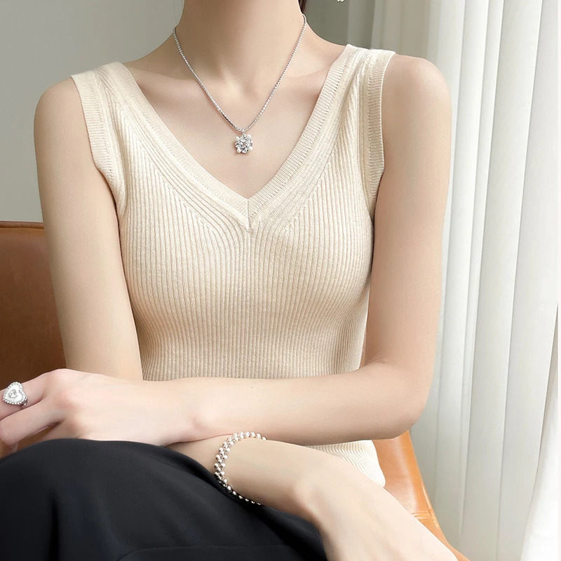 双面穿更实用精纺细纱前V后U衣领吊带背心抽条女士无袖百搭针织衫
