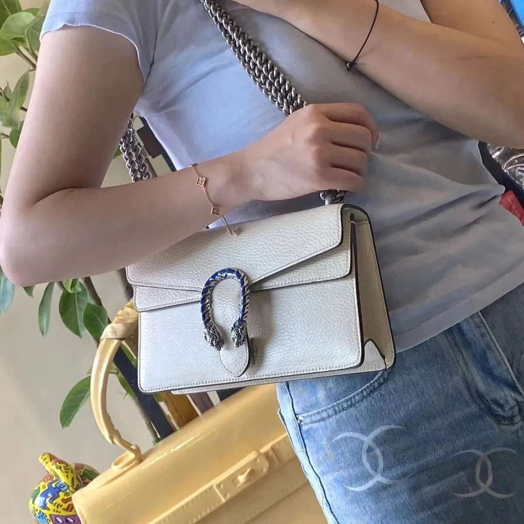 95新 GUCCI/古驰 心选奢品/新款酒神中号钻扣白色链条单肩包